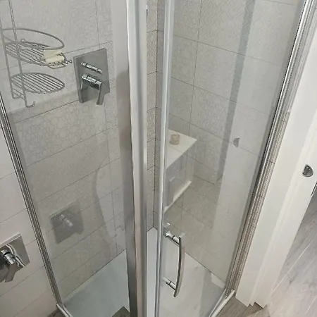 Nocleg ze śniadaniem Orchidea *