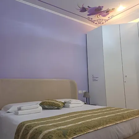 Orchidea Nocleg ze śniadaniem *